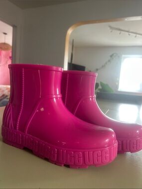UGG Kids Hot Pink Waterproof Rain Boots